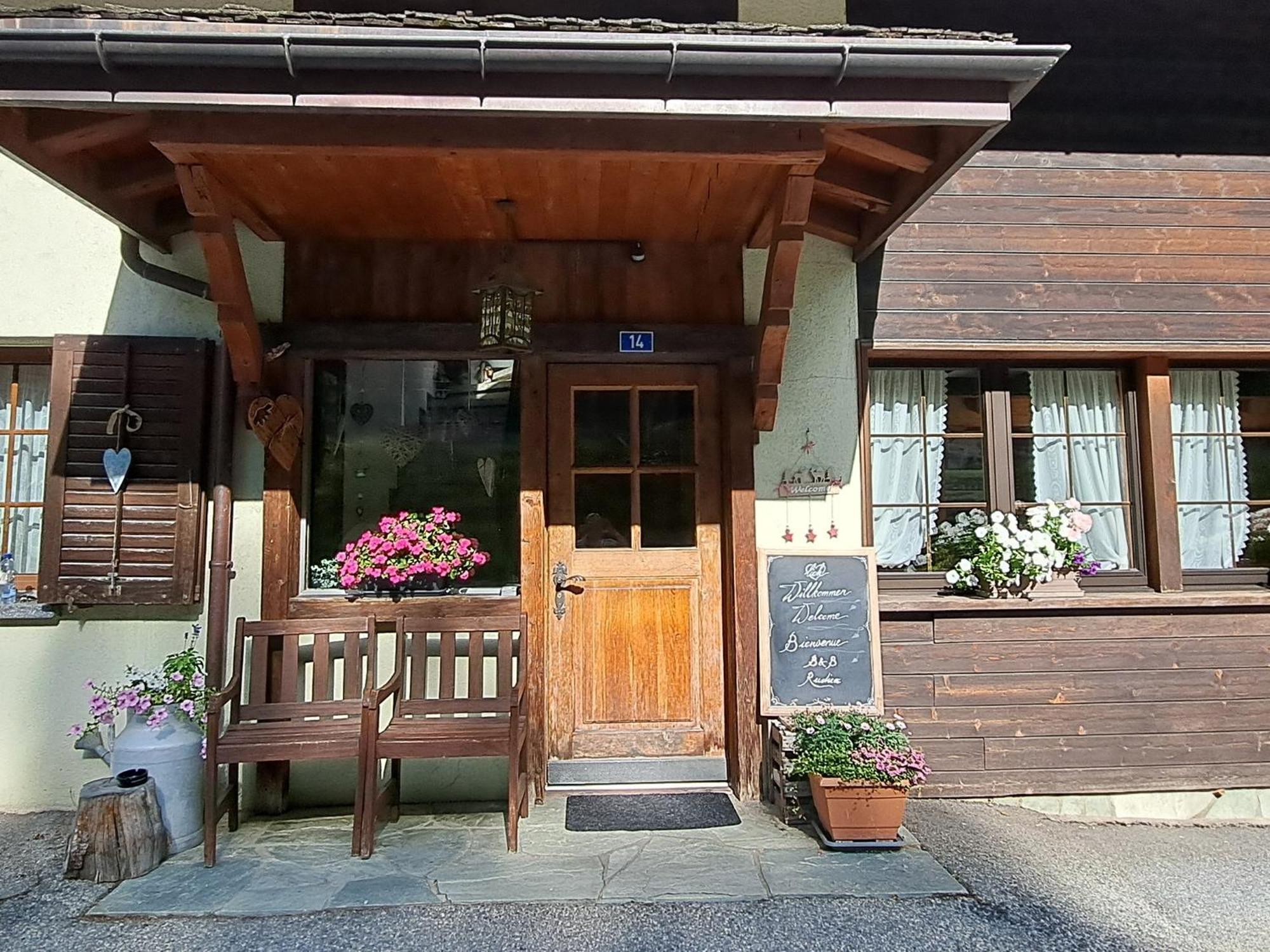 Rustica Inden, Leukerbad Bed & Breakfast